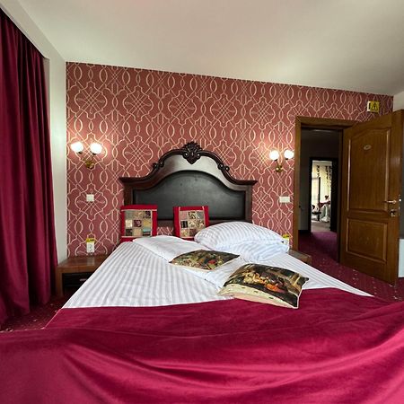 Pensiunea Casa Simoni Ploieşti Extérieur photo
