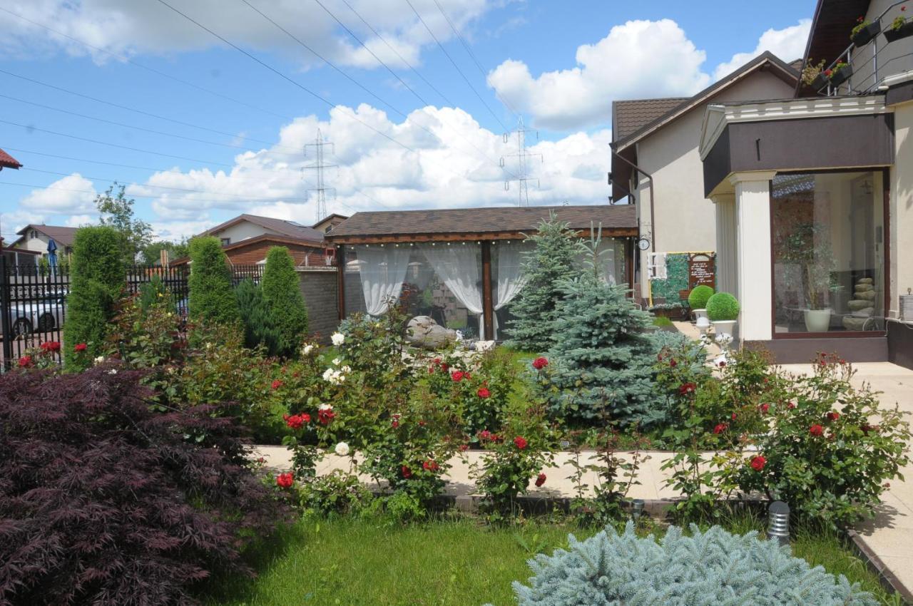 Pensiunea Casa Simoni Ploieşti Extérieur photo
