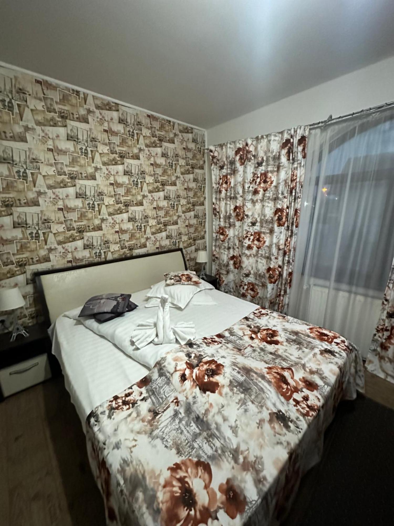 Pensiunea Casa Simoni Ploieşti Extérieur photo