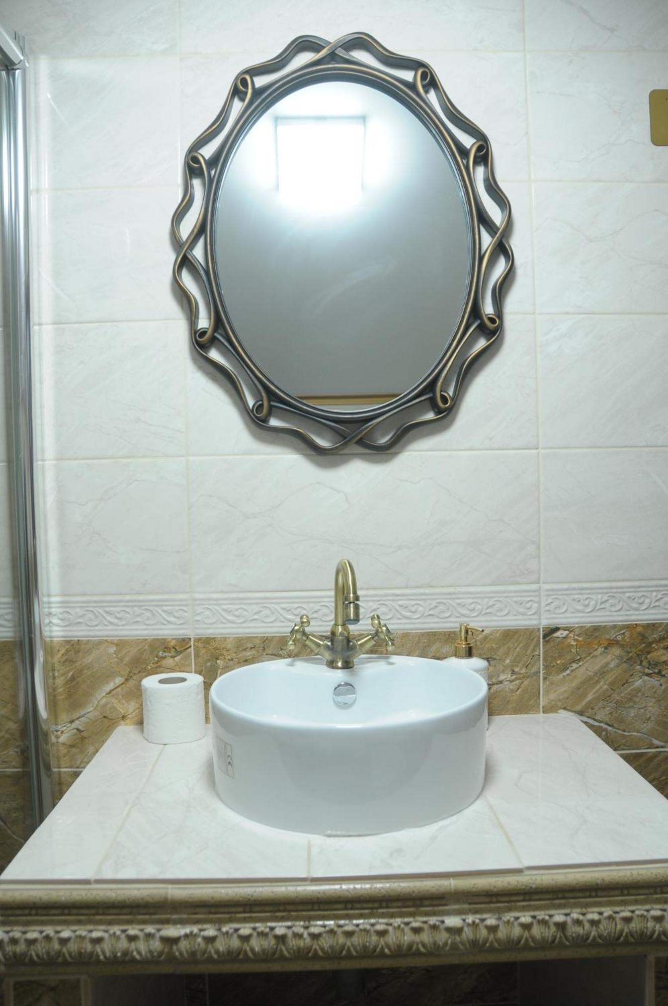 Pensiunea Casa Simoni Ploieşti Extérieur photo